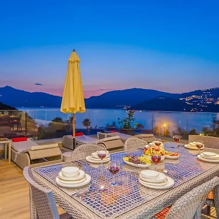 Ugurlu Kisla Villa